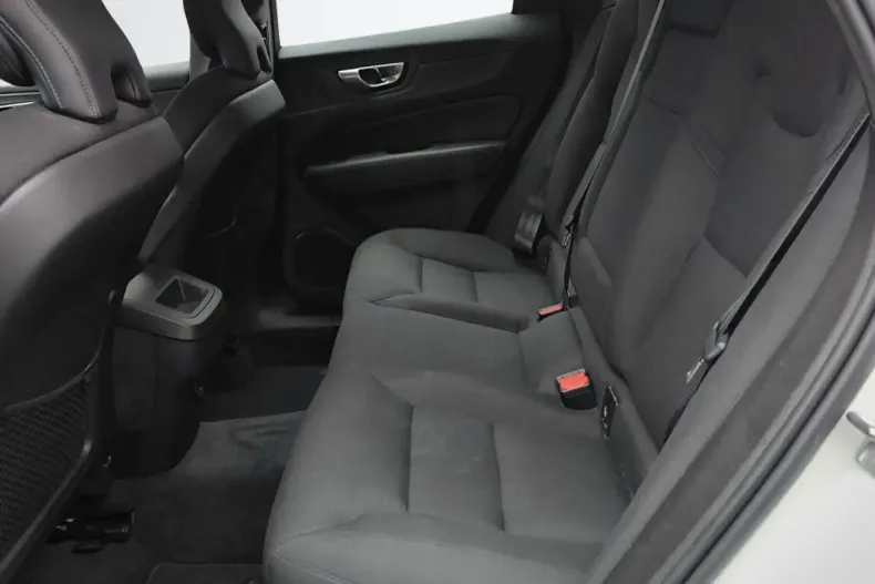 Volvo XC60 din 2022 cu 77.980 km - oferta VOL170459 - foto 10