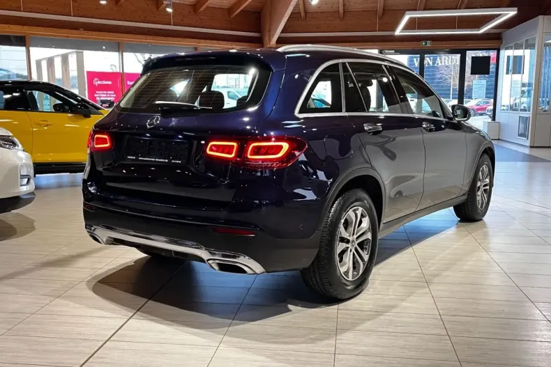 Mercedes-Benz GLC 200 din 2021 cu 65.065 km - oferta MER170461 - foto 8