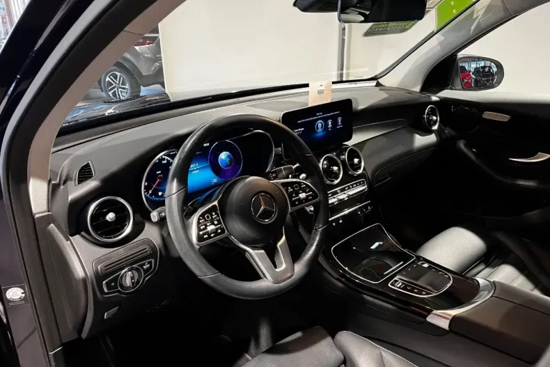Mercedes-Benz GLC 200 din 2021 cu 65.065 km - oferta MER170461 - foto 9
