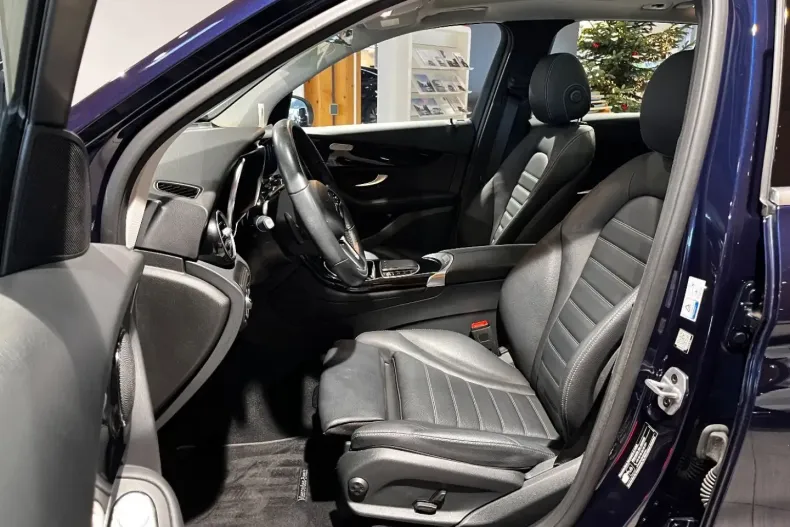 Mercedes-Benz GLC 200 din 2021 cu 65.065 km - oferta MER170461 - foto 10