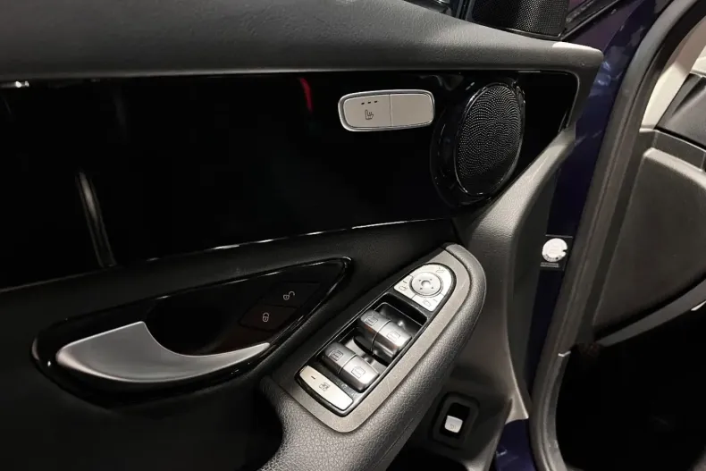 Mercedes-Benz GLC 200 din 2021 cu 65.065 km - oferta MER170461 - foto 20