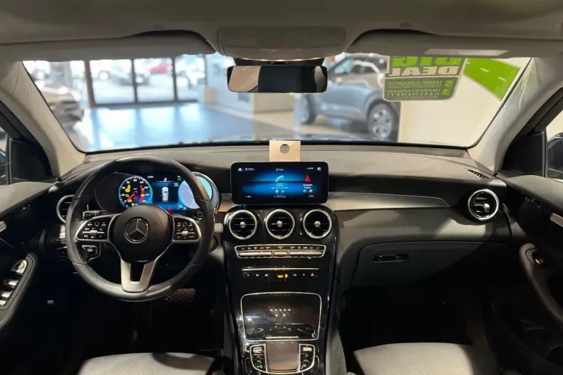 Mercedes-Benz GLC 200 din 2021 cu 65.065 km - oferta MER170461 - foto 24