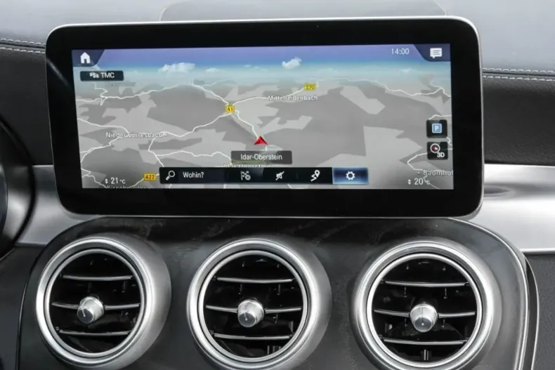 Mercedes-Benz GLC 200 din 2021 cu 44.722 km - oferta MER170462 - foto 7