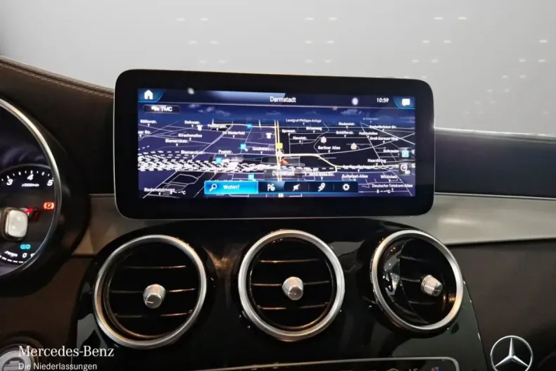 Mercedes-Benz GLC 200 din 2021 cu 53.748 km - oferta MER170463 - foto 13