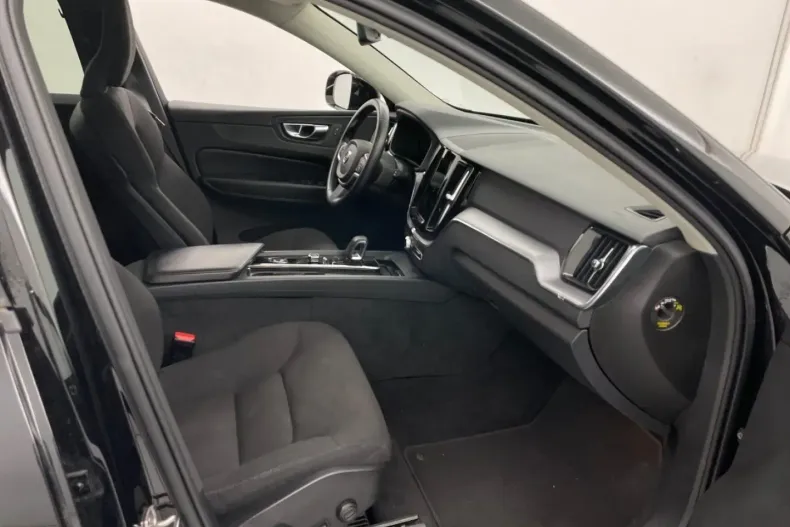 Volvo XC60 din 2021 cu 80.729 km - oferta VOL170464 - foto 8