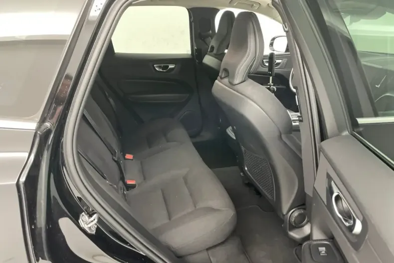 Volvo XC60 din 2021 cu 80.729 km - oferta VOL170464 - foto 10