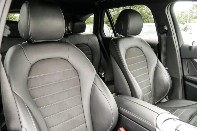 Mercedes-Benz GLC 200 din 2021 cu 55.366 km - oferta MER170465 - foto 6