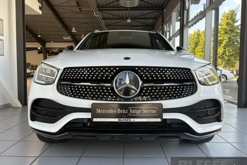 Mercedes-Benz GLC 200 din 2021 cu 55.652 km - oferta MER170467 - foto 3
