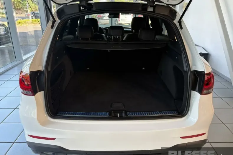 Mercedes-Benz GLC 200 din 2021 cu 55.652 km - oferta MER170467 - foto 7