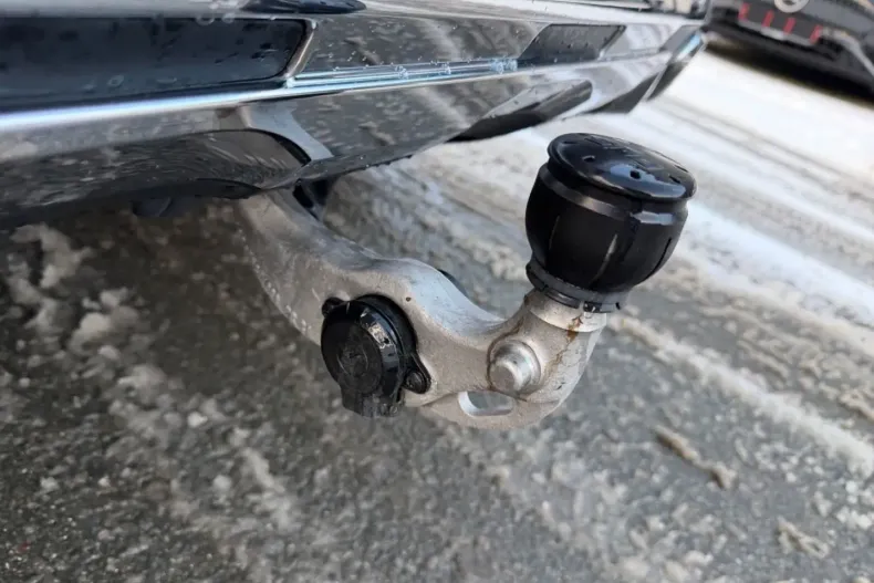 Mercedes-Benz GLC 200 din 2023 cu 13.447 km - oferta MER170468 - foto 10