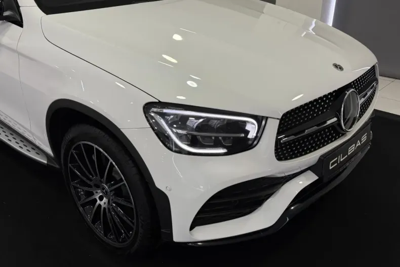 Mercedes-Benz GLC 200 din 2021 cu 87.847 km - oferta MER170470 - foto 4