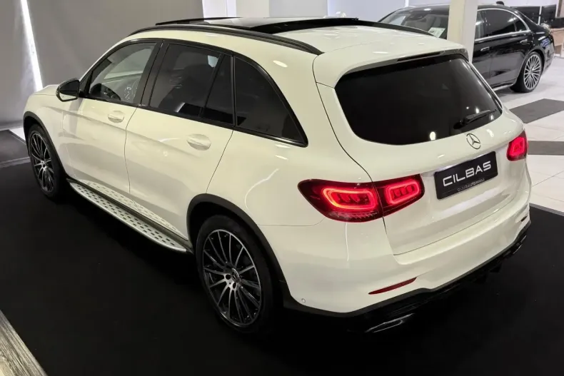 Mercedes-Benz GLC 200 din 2021 cu 87.847 km - oferta MER170470 - foto 9