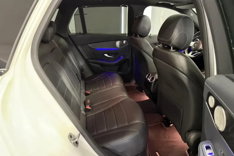 Mercedes-Benz GLC 200 din 2021 cu 87.847 km - oferta MER170470 - foto 24