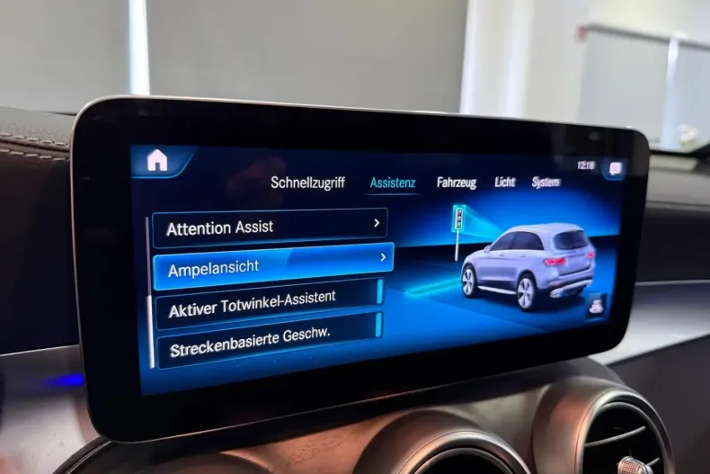 Mercedes-Benz GLC 200 din 2021 cu 87.847 km - oferta MER170470 - foto 38