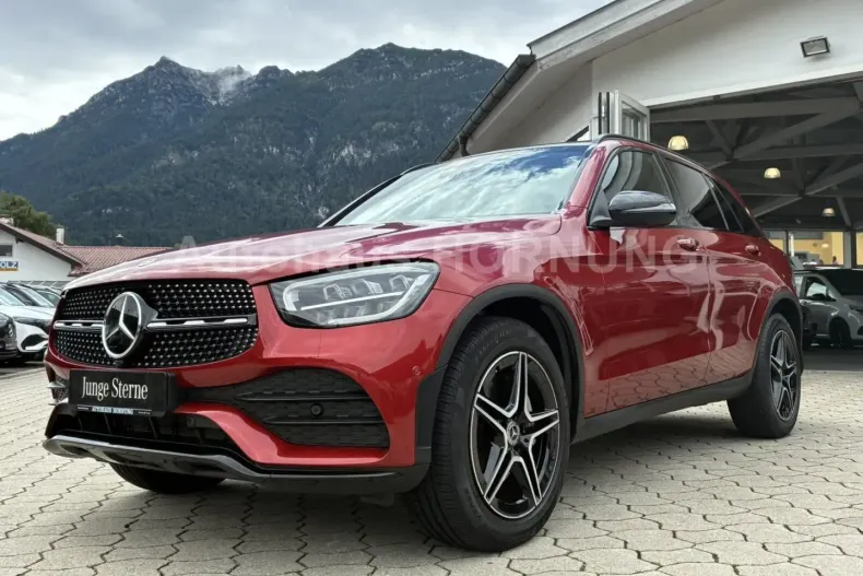 Mercedes-Benz GLC 200 din 2022 cu 30.515 km - oferta MER170471 - foto 1