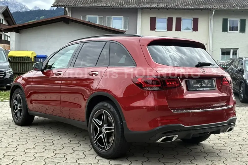 Mercedes-Benz GLC 200 din 2022 cu 30.515 km - oferta MER170471 - foto 3