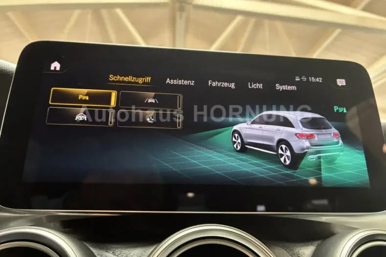 Mercedes-Benz GLC 200 din 2022 cu 30.515 km - oferta MER170471 - foto 11