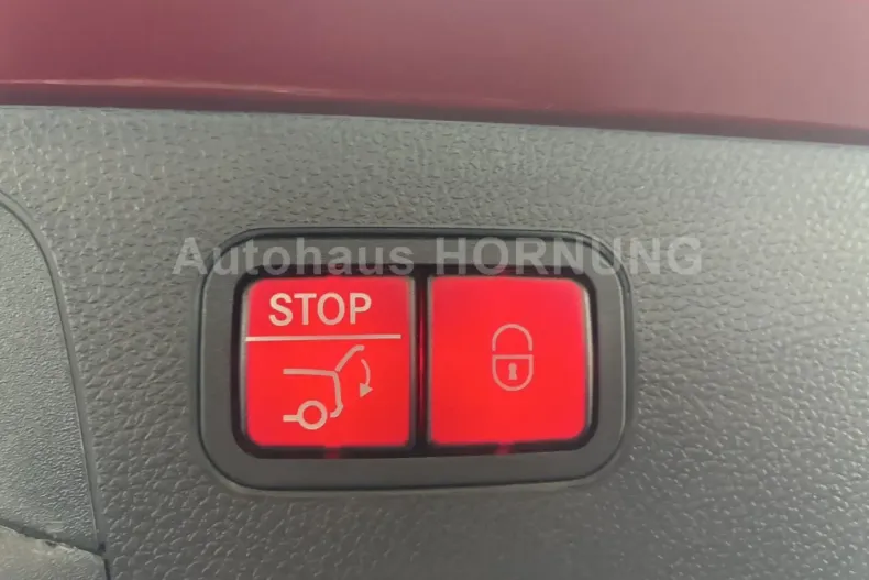 Mercedes-Benz GLC 200 din 2022 cu 30.515 km - oferta MER170471 - foto 24