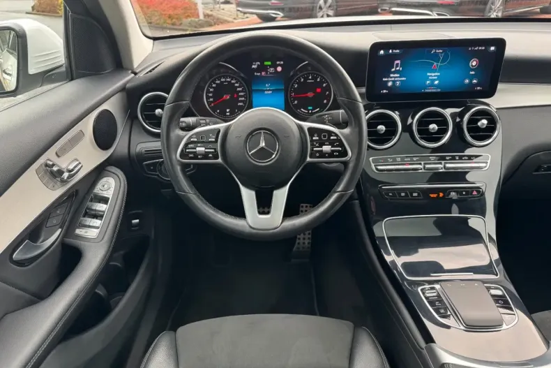 Mercedes-Benz GLC 200 din 2022 cu 52.700 km - oferta MER170473 - foto 15