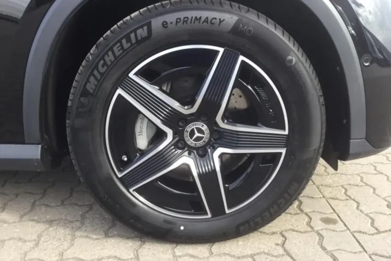 Mercedes-Benz GLC 200 din 2023 cu 34.300 km - oferta MER170475 - foto 6