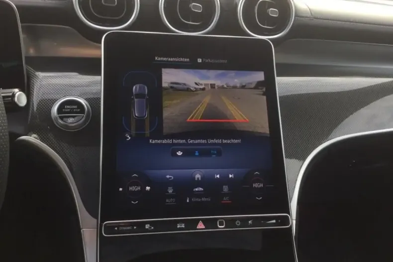 Mercedes-Benz GLC 200 din 2023 cu 34.300 km - oferta MER170475 - foto 11