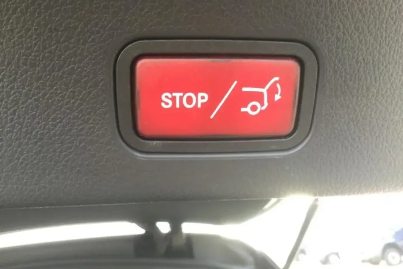 Mercedes-Benz GLC 200 din 2023 cu 34.300 km - oferta MER170475 - foto 15