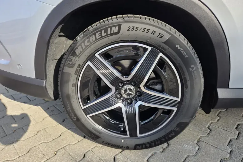 Mercedes-Benz GLC 200 din 2024 cu 25.500 km - oferta MER170476 - foto 10