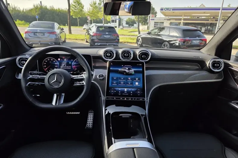 Mercedes-Benz GLC 200 din 2024 cu 25.500 km - oferta MER170476 - foto 13