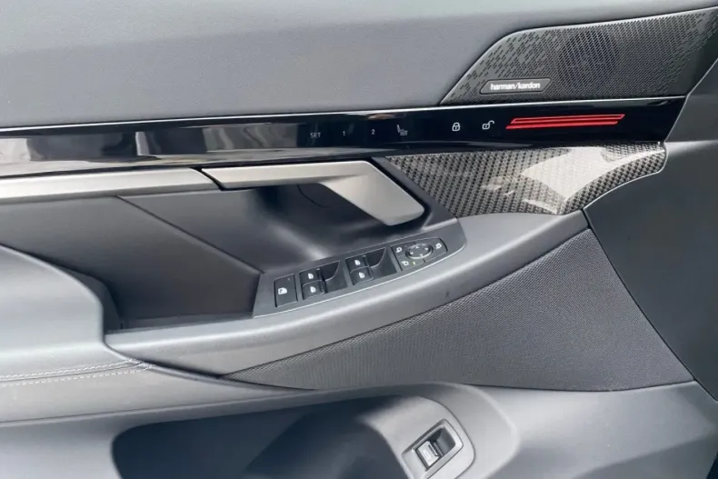 BMW 520 din 2025 cu 24.947 km - oferta BMW170483 - foto 13