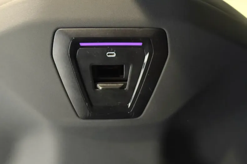 BMW 520 din 2025 cu 28.000 km - oferta BMW170484 - foto 22