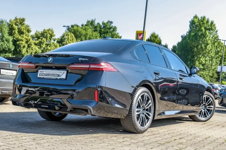 BMW 520 din 2024 cu 34.162 km - oferta BMW170486 - foto 2