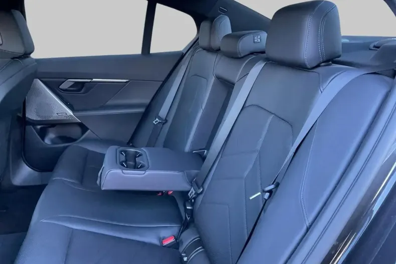 BMW 520 din 2025 cu 14.700 km - oferta BMW170487 - foto 7