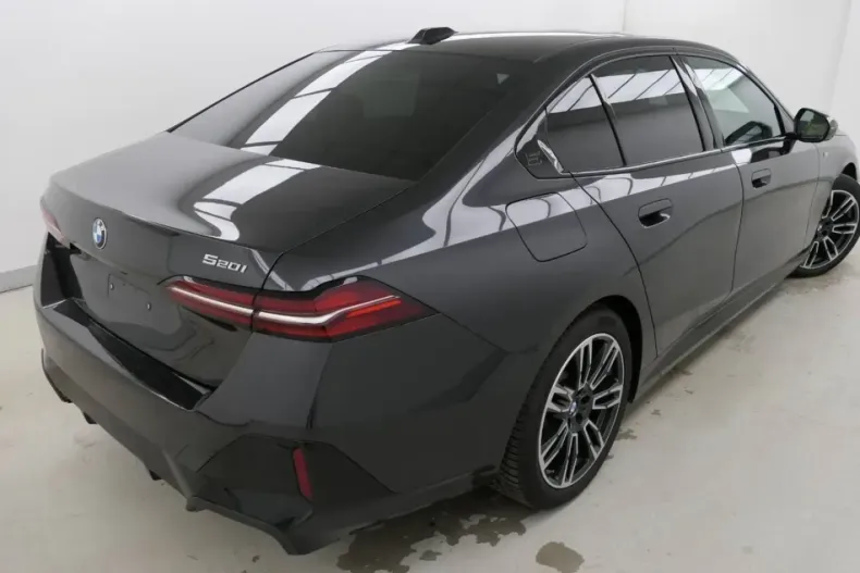 BMW 520 din 2025 cu 24.502 km - oferta BMW170488 - foto 5