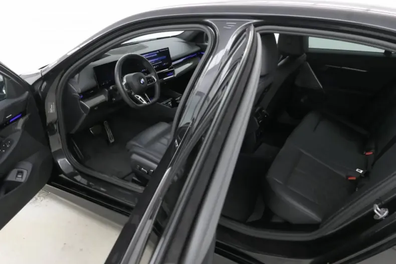 BMW 520 din 2025 cu 24.502 km - oferta BMW170488 - foto 9