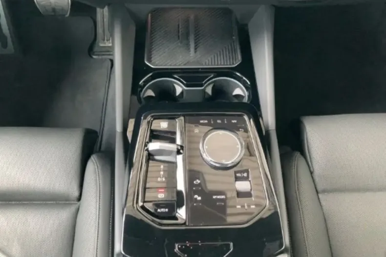 BMW 520 din 2024 cu 12.713 km - oferta BMW170491 - foto 10