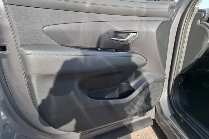 Hyundai TUCSON din 2024 cu 12.800 km - oferta HYU170492 - foto 9