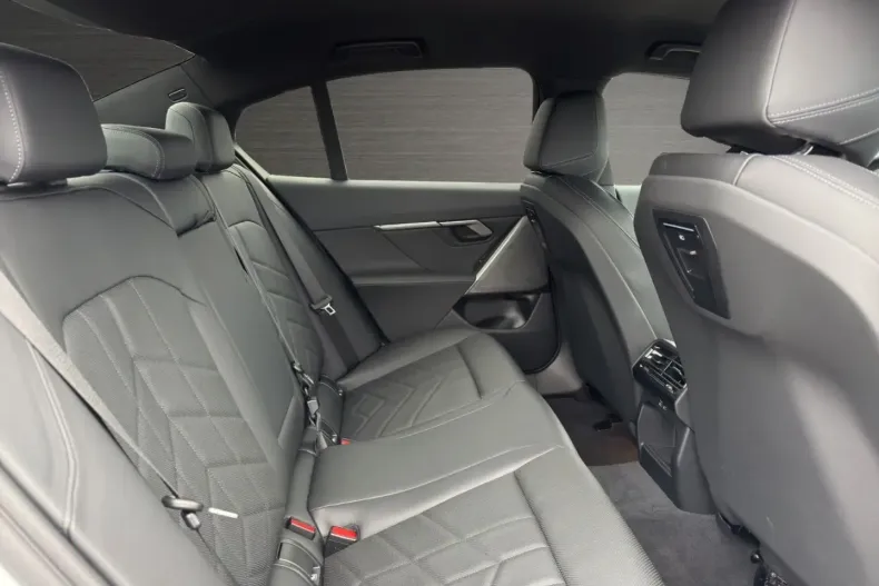 BMW 520 din 2024 cu 10.081 km - oferta BMW170495 - foto 23