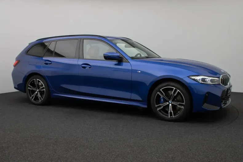 BMW 330 din 2024 cu 16.847 km - oferta BMW170496 - foto 1