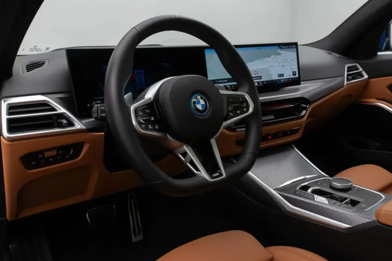 BMW 330 din 2024 cu 16.847 km - oferta BMW170496 - foto 21