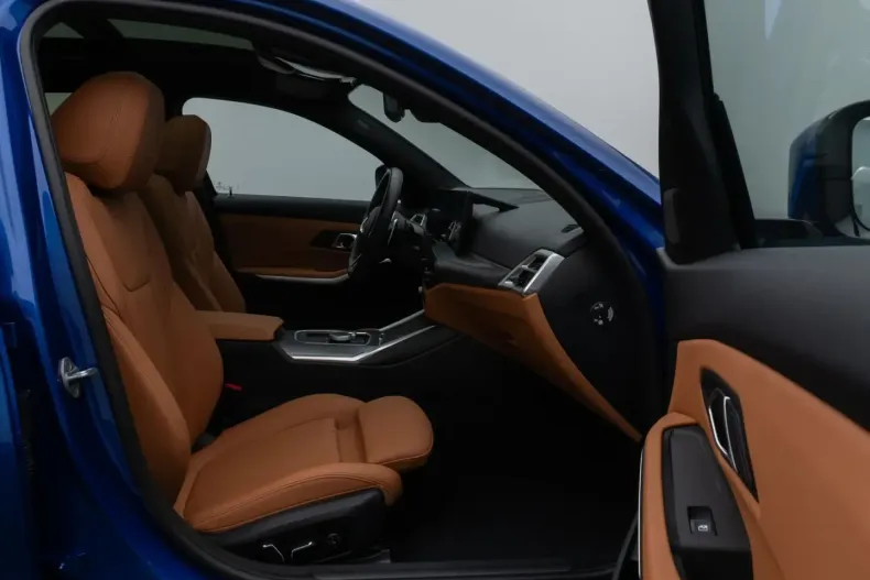 BMW 330 din 2024 cu 16.847 km - oferta BMW170496 - foto 25