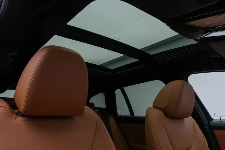 BMW 330 din 2024 cu 16.847 km - oferta BMW170496 - foto 32