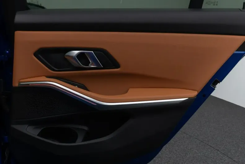 BMW 330 din 2024 cu 16.847 km - oferta BMW170496 - foto 34