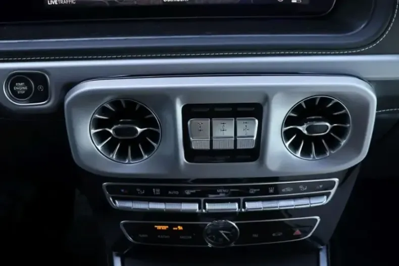 Mercedes-Benz G 500 din 2024 cu 8.704 km - oferta MER170499 - foto 26