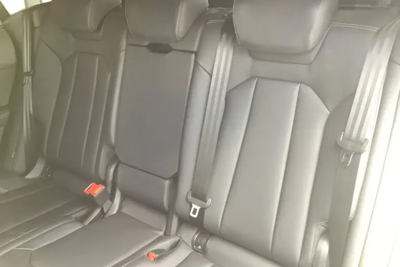 Audi Q8 din 2024 cu 12.400 km - oferta AUD170500 - foto 8