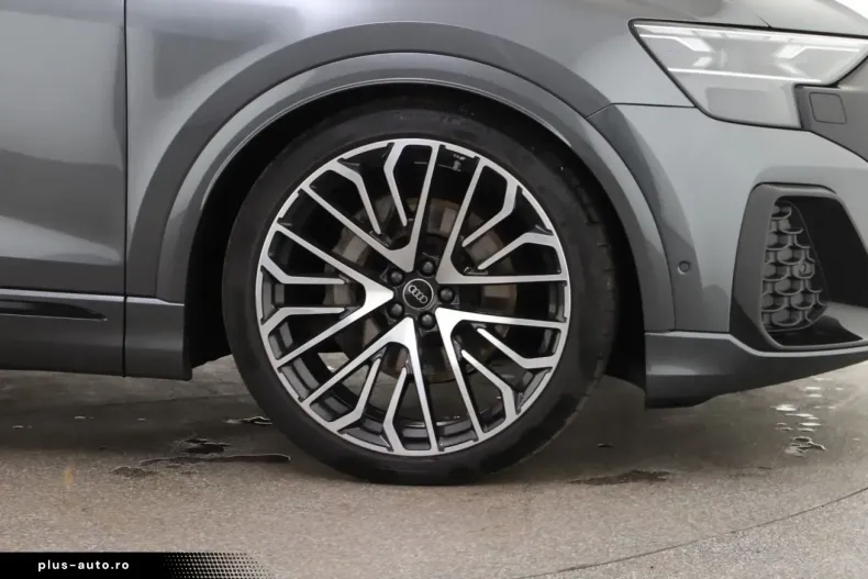 Audi Q8 din 2024 cu 37.500 km - oferta AUD170502 - foto 2