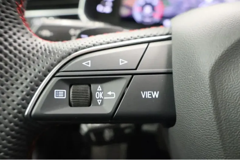 Audi Q8 din 2025 cu 16.041 km - oferta AUD170503 - foto 16