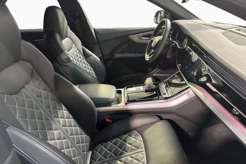 Audi Q8 din 2025 cu 19.700 km - oferta AUD170504 - foto 13