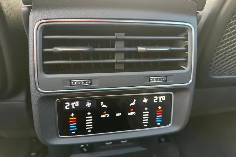 Audi Q8 din 2025 cu 30.700 km - oferta AUD170506 - foto 14