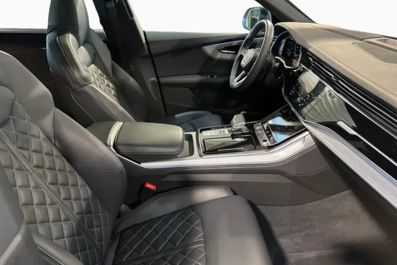 Audi Q8 din 2024 cu 29.200 km - oferta AUD170507 - foto 12