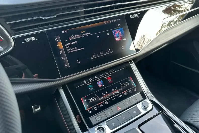 Audi Q8 din 2025 cu 15.500 km - oferta AUD170508 - foto 15